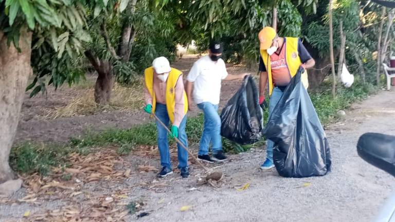 La organización en coordinación con el Ayuntamiento participó en actividades de limpieza
