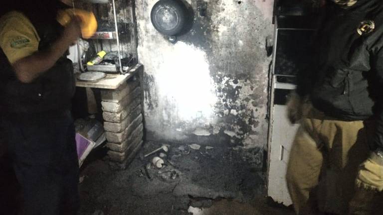 Los daños que se presentaron fueron materiales, la persona que vive en el inmueble no mostró daños en su salud.