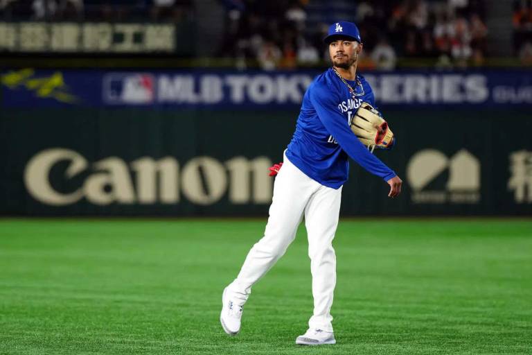 Mookie Betts sigue fuera de acción por enfermedad no diagnosticada