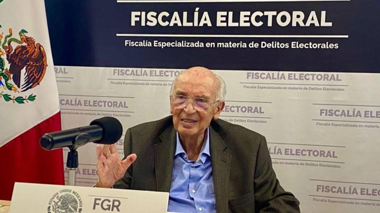 José Agustín Ortiz Pinchetti, fiscal electoral.