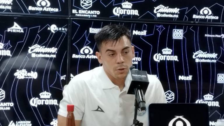 Facundo Almada destacó que el equipo porteño ha mejorado en orden y mentalidad con la llegada de Sergio Bueno.