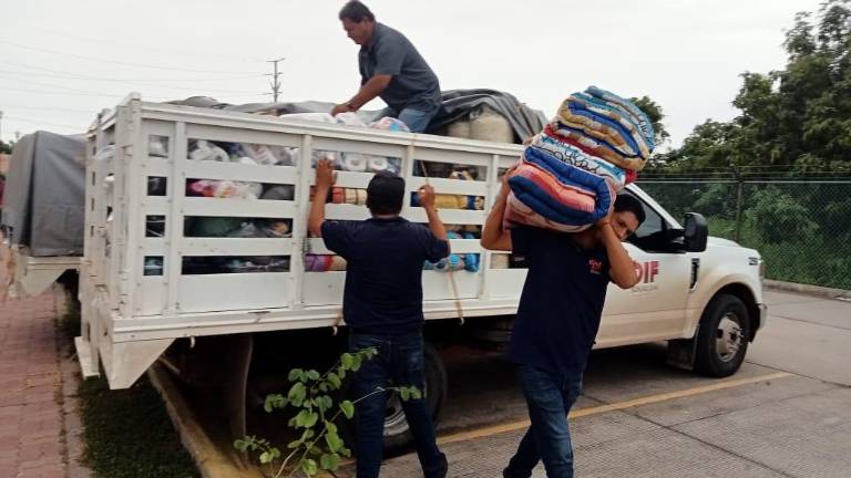 Colchonetas, cobijas, despensas, entre otros apoyos llegaron al refugio.
