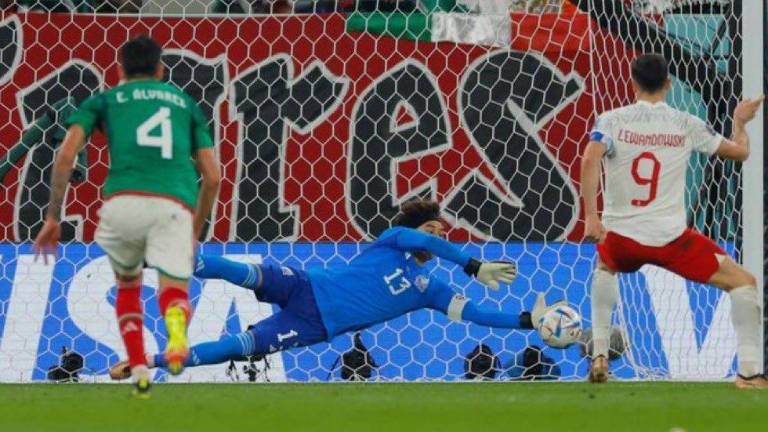 Guillermo Ochoa no estará entre los convocados por Jaime Lozano, según reportes.