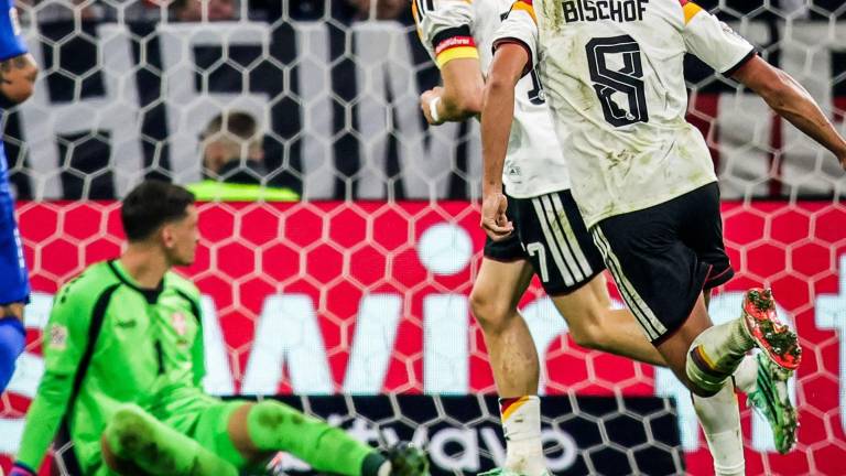 Tom Bischof y Florian Wirtz se encargaron de darle su primera victoria a Jürgen Klopp al frente de Alemania.