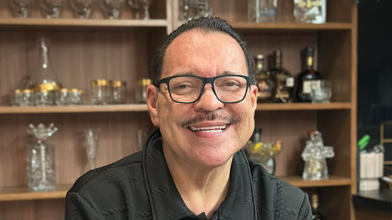 Julio Preciado.