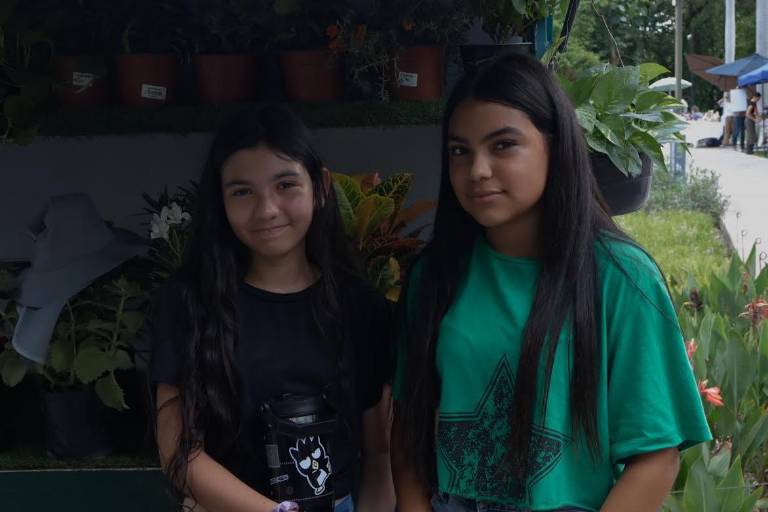 Disfrutan del bazar y la belleza del Jardín Botánico de Culiacán