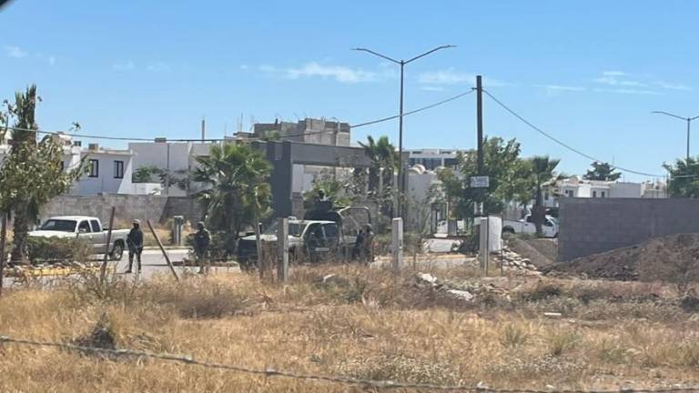 Militares que llegaron a la zona donde se llevó a cabo el operativo, al norte de Culiacán, el 11 de marzo.