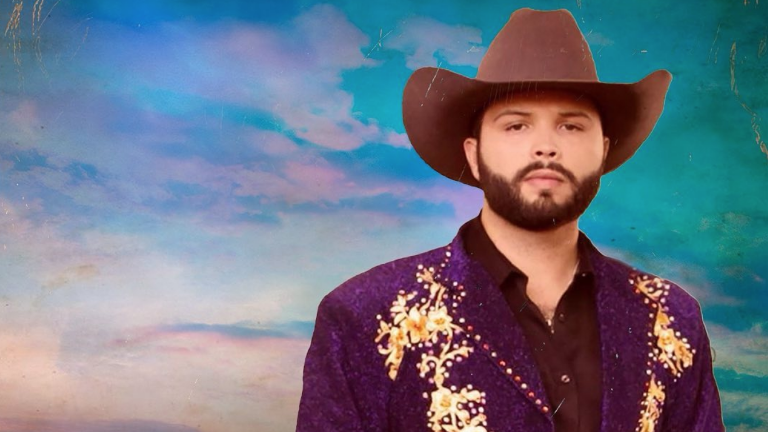 Leonardo Aguilar continua con su homenaje a Joan Sebastian, lanzando esta vez el tema El viejo joven.