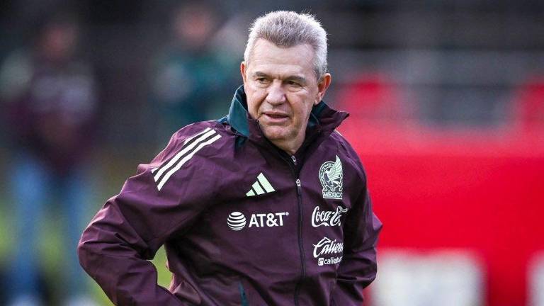 Javier Aguirre se mostró inconforme en algunas acciones de México .