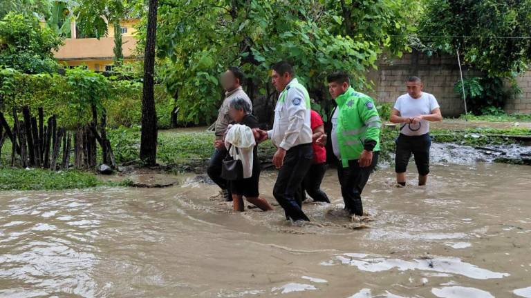 Operativo en Veracruz tras las afectaciones en días recientes ocasionadas por lluvias intensas.