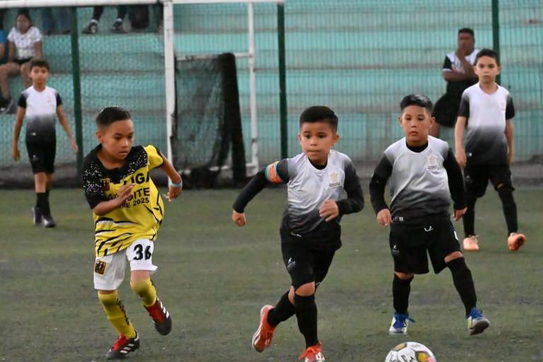 Mazatlán Imdem logra colocar dos equipos en las finales de los Torneos Estatales de Futbol