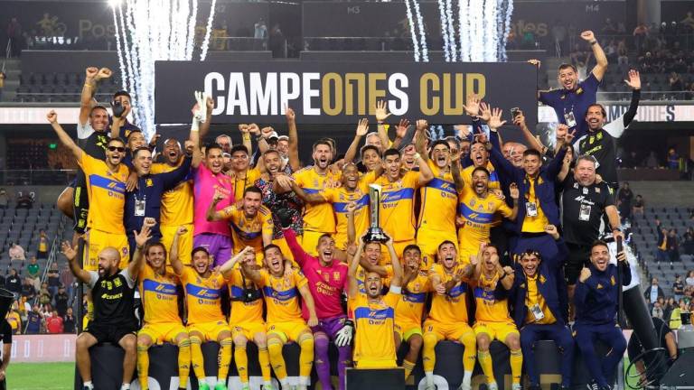 Nahuel Guzmán ataja dos penales y Tigres gana Campeones Cup a LAFC