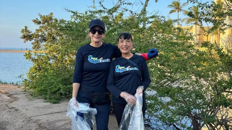 MazConciencia, el colectivo liderado por María Esther Juárez y Sofía Trejo, promueve la participación ciudadana y el empoderamiento de mujeres y jóvenes en la protección del entorno.