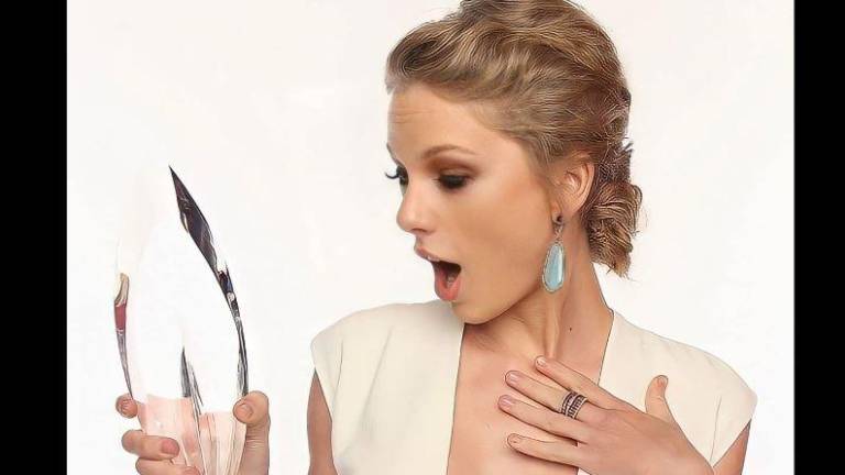 Triunfa Taylor Swift en los People Choice Awards 2022, como la ‘Artista femenina del año’