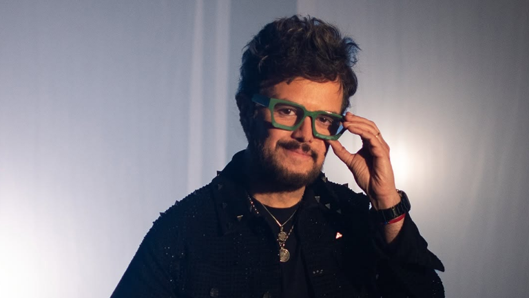Aleks Syntek.