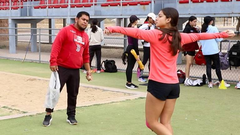 Las atletas entrenan bajo las órdenes de Noel Gastélum Delgado.