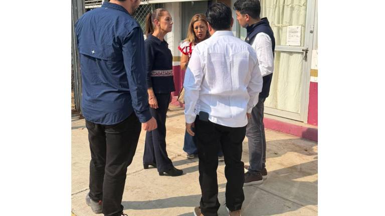 Claudia Sheinbaum visitó a las personas heridas tras el descarrilamiento del Tren Interoceánico del Istmo de Tehuantepec, a la altura de Nizanda, Oaxaca, sobre la Línea Z.