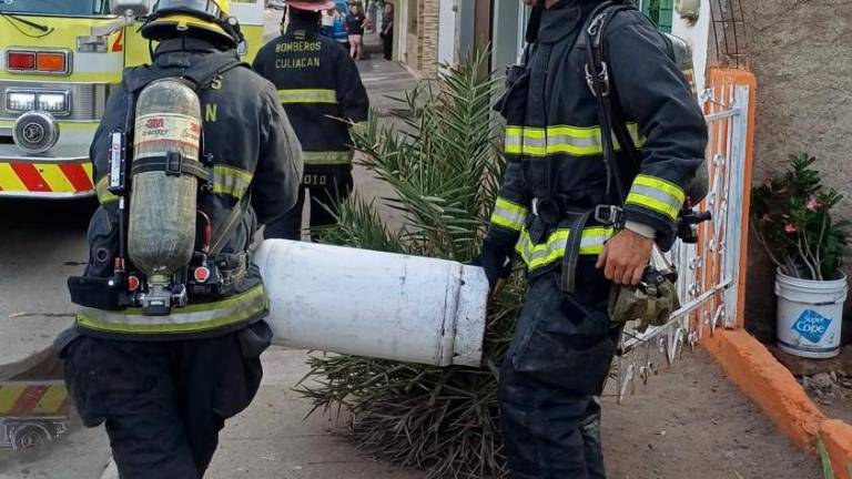 Bomberos y Protección Civil controlaron una fuga de gas en la colonia Guadalupe Victoria, sin heridos.