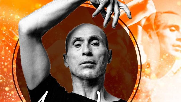 El honra la memoria del bailarín sinaloense José Limón.