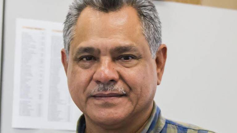 Juan Carlos Ayala Barrón, director de Editorial UAS.