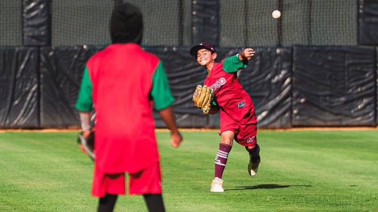 México Rojo-Tomateros se prepara intensamente para la Serie del Caribe Kids 2026.