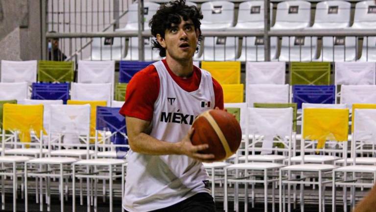Sinaloense Santiago Ochoa es convocado a Preselección de basquetbol