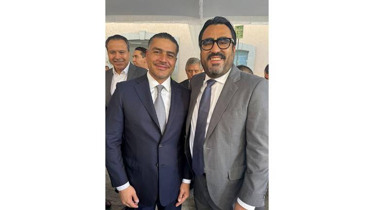 El Alcalde de Culiacán Juan de Dios Gámez Mendívil con el Secretario de Seguridad Omar García Harfuch.