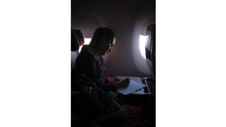 La Presidenta de México Claudia Sheinbaum Pardo en su vuelo hacia Barcelona.