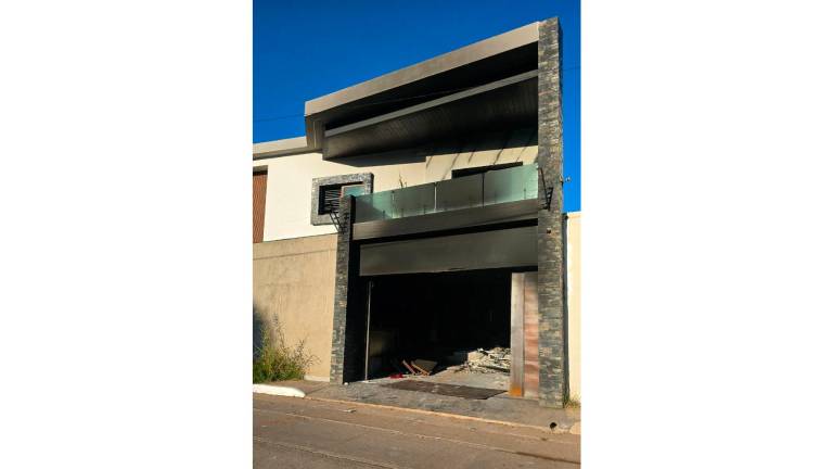 Vivienda atacada la madrugada de este lunes en el residencial Alameda en Culiacán.