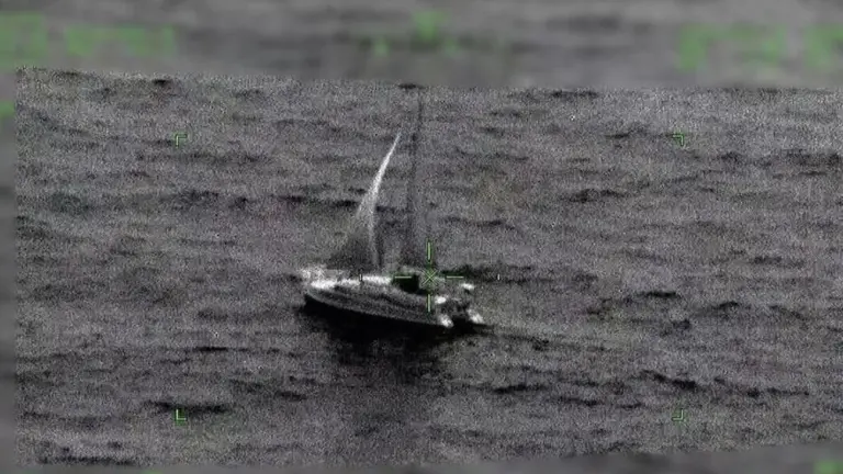 Nueve tripulantes de distintas nacionalidades fueron localizados sanos en aguas del Caribe tras días de incertidumbre.