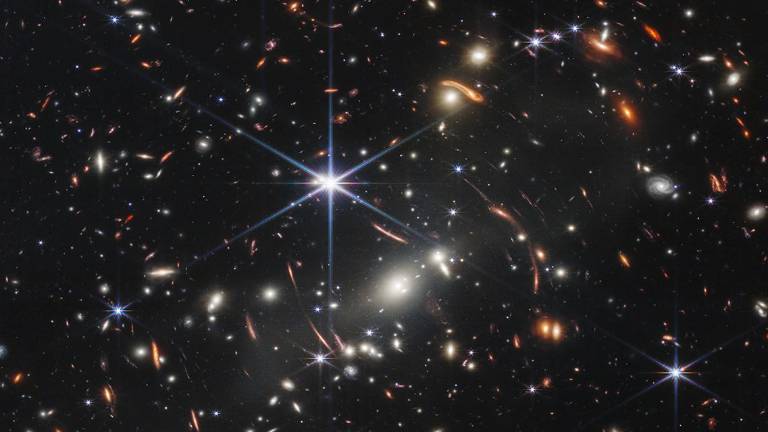 Primera imagen infrarroja más profunda que se haya tenido del universo.