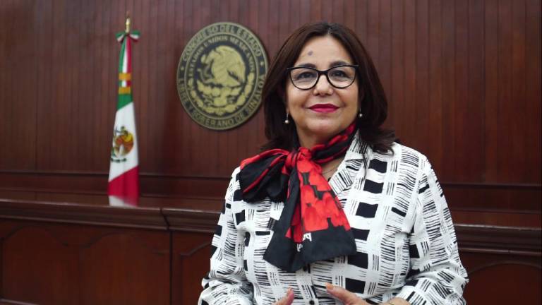 Elva Margarita Inzunza Valenzuela, legisladora del PRI en la 63 Legislatura