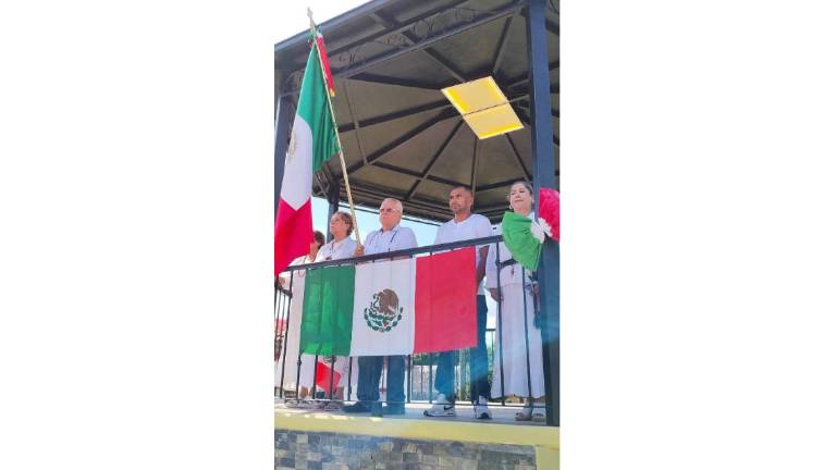 En Escuinapa se mantiene en pie la celebración de las fiestas patrias.
