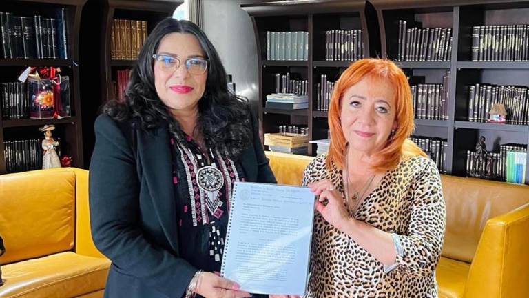 Verónica Bátiz Acosta presenta a la presidenta de la CNDH la iniciativa para construir la paz en Sinaloa.