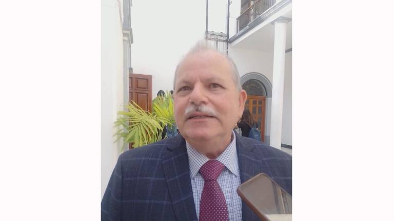 El Subsecretario de la Industria de Reuniones de la Secretaría de Turismo, Alejandro Higuera Osuna, informa sobre las convenciones en Mazatlán.