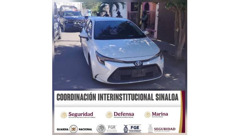 Uno de los vehículos recuperados durante operativos implementados en Culiacán.