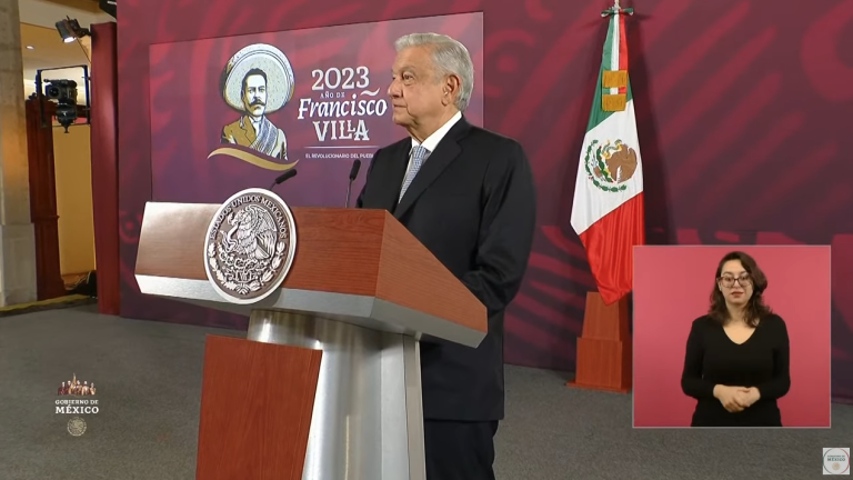 El Presidente Andrés Manuel López Obrador en la conferencia mañanera de este viernes habla de la disputa comercial por el maíz transgénico.