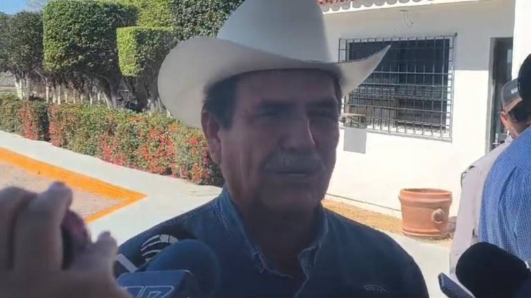 Baltazar Valdez explicó que actualmente se encuentra recorriendo las casetas para consensuar con los manifestantes, quienes se mantienen firmes en su postura.