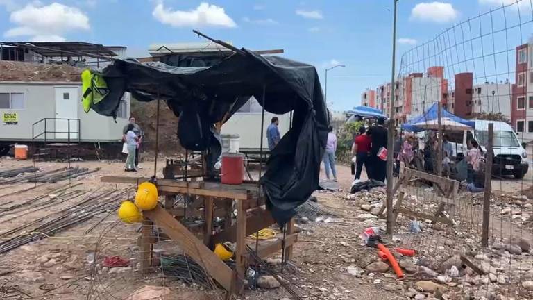 Muchos ciudadanos acudieron buscando una casa muestra inexistente, descubriendo al llegar que la demanda ya había agotado la oferta disponible.