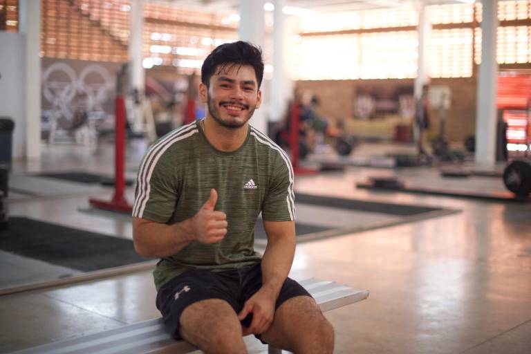 Jorge Adán Cárdenas, listo para buscar su pase al Mundial de Halterofilia 2025