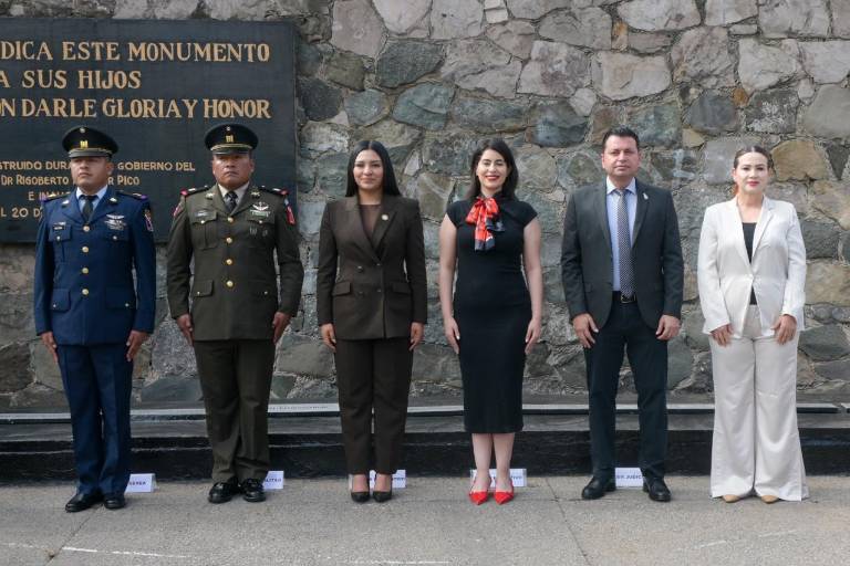 Autoridades conmemoran 115 aniversario luctuoso de Gabriel Leyva Solano