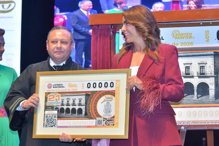 Con billete de Lotería celebran relevancia histórica del Poder Judicial del Estado de Querétaro en el bicentenario de su instalación