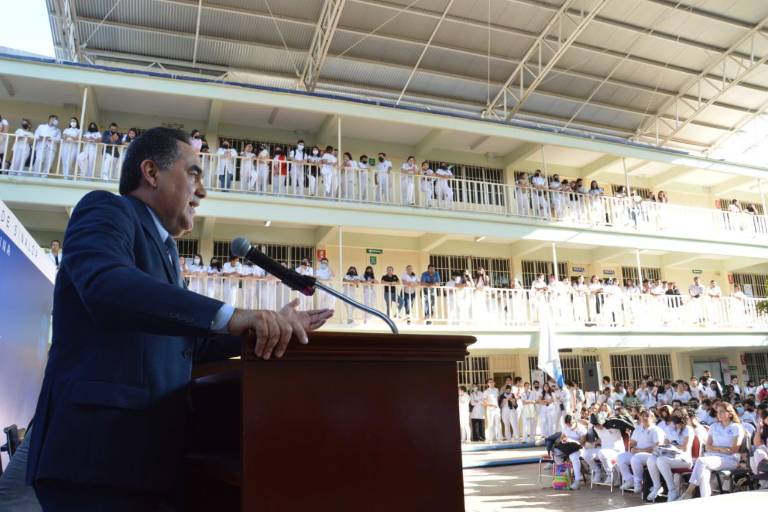 Rector de la UAS propondrá que campus de Medicina lleve el nombre del doctor Carlos Alfredo Zambada