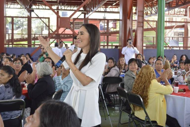 Hija de Rosario Robles se destapa como aspirante a Jefa de Gobierno de la CdMx