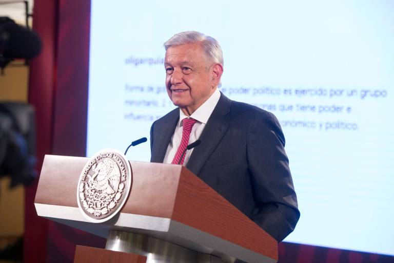 López Obrador anuncia conferencias vespertinas para explicar nuevos libros de texto