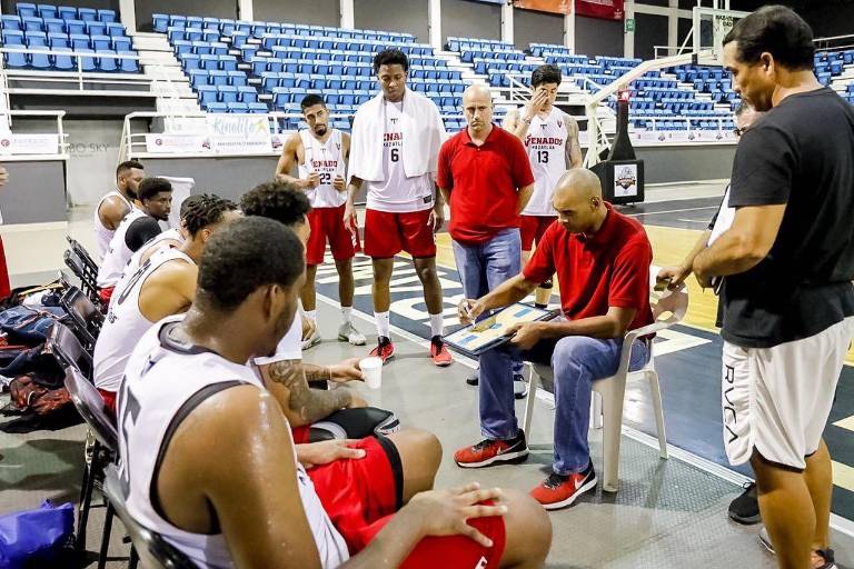 James Penny, emocionado de enfrentar el reto de llevar a Venados Basketball al campeonato