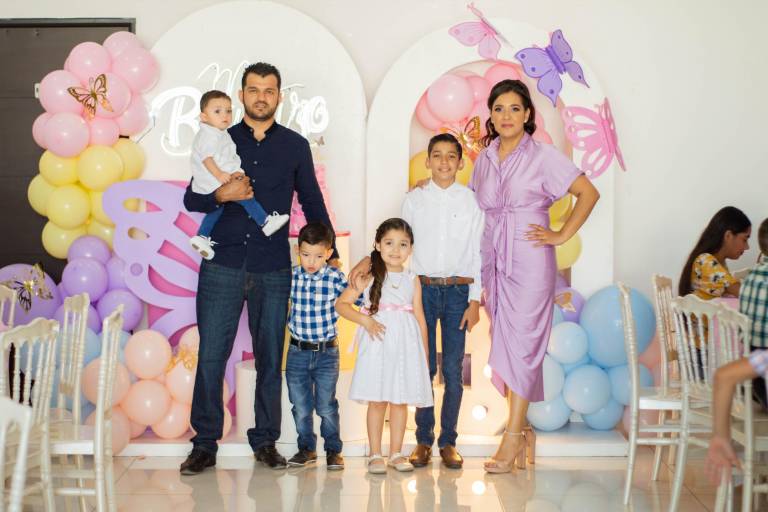 Paula Daniela es hija de Dios