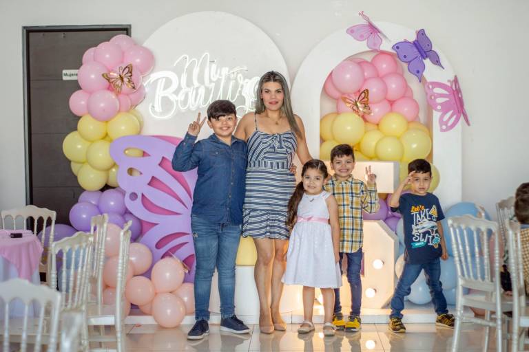 Paula Daniela es hija de Dios