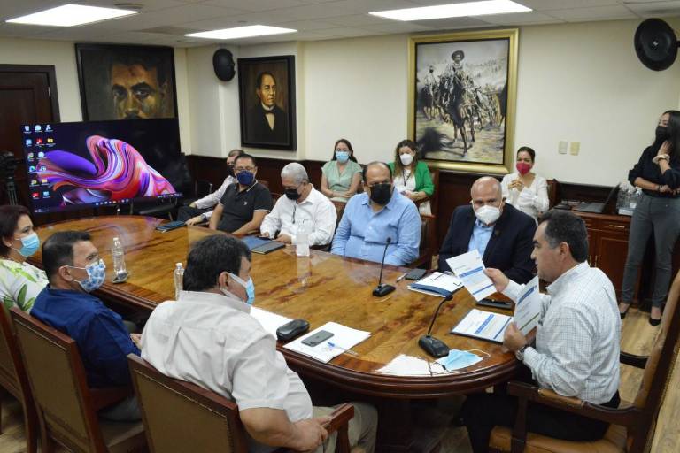 La UAS formará los Grupos Adicionales en las carreras de Medicina General y Odontología