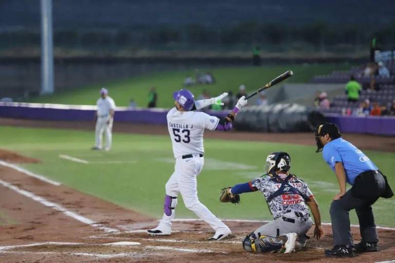 Jesse Castilllo y Jorge Flores lucen en la Liga Mexicana de Beisbol